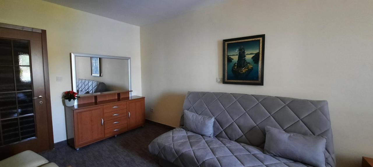 Ambassador Apartments Petrovac Екстер'єр фото